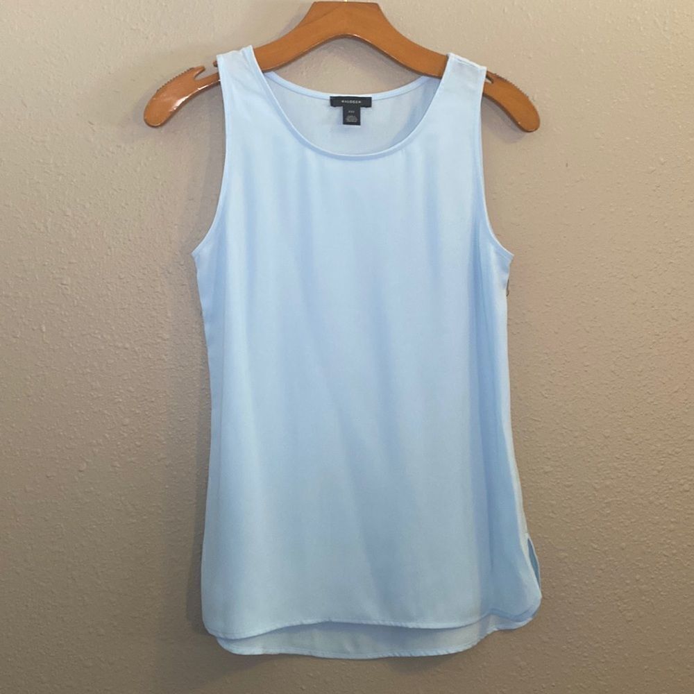 HALOGEN - light blue, sleeveless blouse